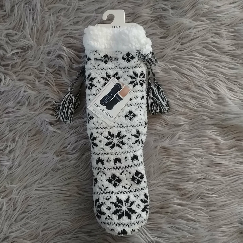 NWT slipper socks
